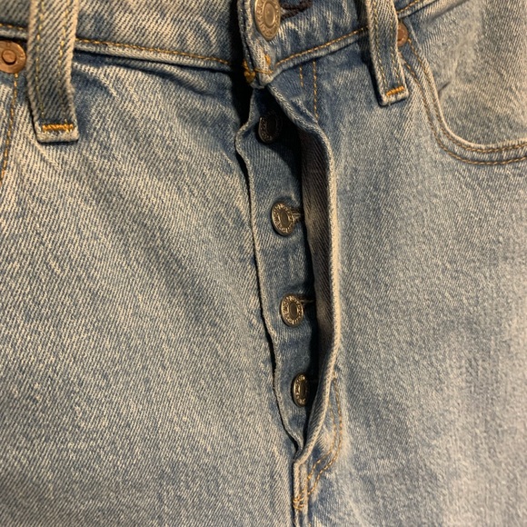 Levi’s 501 Buttonfly Jeans - Picture 4 of 8